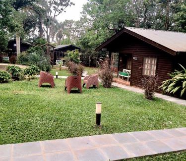 Zona Granja Cabin | Pet-Friendly Retreat at El Descanso Iguazú by DOT Cabana
