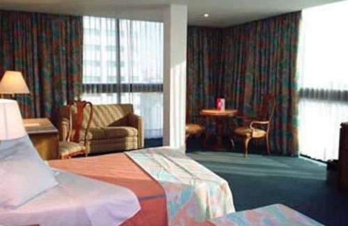 Del Valle Hotel | Discover El Diplomatico: 4-Star Comfort with Family Amenities