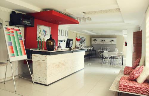Newcastle House | Budget-Friendly Stay at El DiVino Guesthouse Awaits You