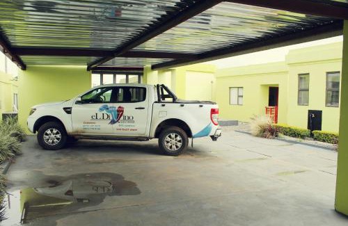 Newcastle House | Budget-Friendly Stay at El DiVino Guesthouse Awaits You