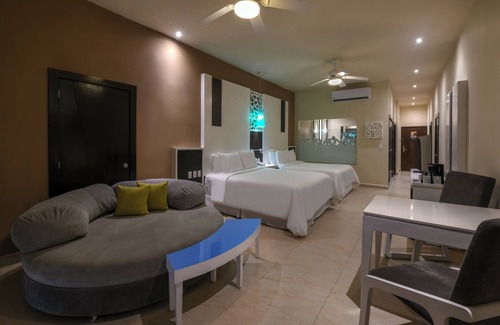 Tankah Resort | Explore El Dorado Seaside Suites: Catamarán & More