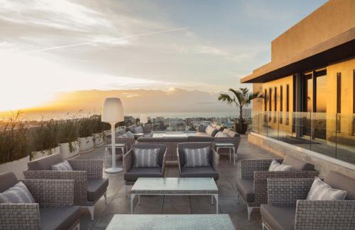Bella Vista Hotel | Experience El Embajador, a Royal Hideaway Hotel Retreat