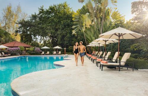 Bella Vista Hotel | Experience El Embajador, a Royal Hideaway Hotel Retreat