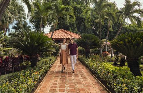 Bella Vista Hotel | Experience El Embajador, a Royal Hideaway Hotel Retreat