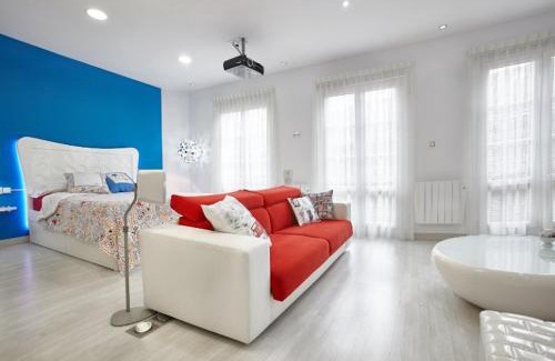 Aviles Apartment | Discover El Encanto de Avilés: Pet-Friendly Loft Retreat