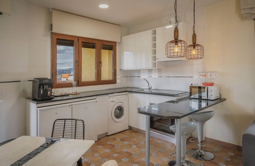 Villanueva de Avila House | El Encanto del Alberche,'Casa 2' with Mountain View, Shared Pool and Wi-Fi