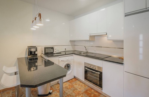 Villanueva de Avila House | El Encanto del Alberche 'Casa 5' with Mountain View, Shared Pool and Wi-Fi