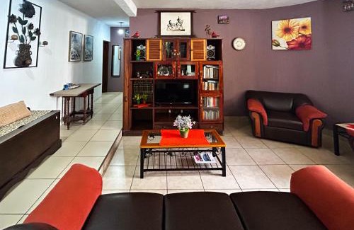 Santa Clara La Laguna House | Discover El Encanto Tropical Near IRTRA with Pool & Hot Tub