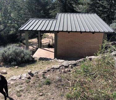 Tanti Ski Chalet | Pet-Friendly Retreat at El Encuentro – Rated 9/10 by Guests
