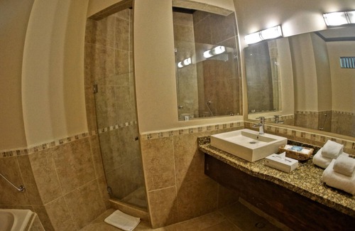 Monteverde Hotel | Explore El Establo Mountain Hotel: Pool, Spa & Family Fun