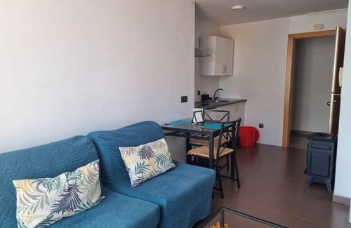 Malpica de Bergantinos Apartment | Discover El Faro Encantado - Pet & Child Friendly Getaway