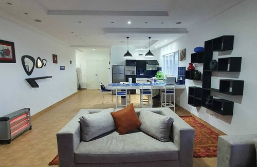 El Maamoura House | Beachfront EL FELL Dar Ufa: Guest Rated 9.2/10 & Ocean View