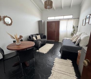 Puerto Deseado Apartment | Discover El Garaje: Family-Friendly Stay with 9.4 Rating