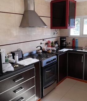 Las Gaviotas Apartment | Cozy EL GAVION: Beachside Retreat with Pool & Ocean View