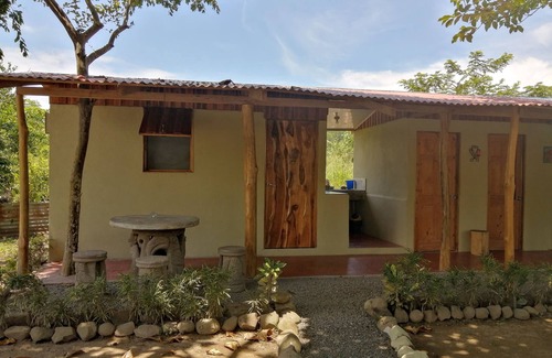 Paquera Cabin | Oceanfront Retreat at El Gecko with Spa & Breakfast