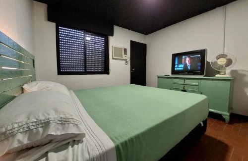 Resistencia Hotel | El Gran Gomero Hostal & Motoposada