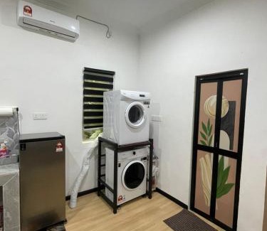 Kampung Pak Madah House | EL Homestay