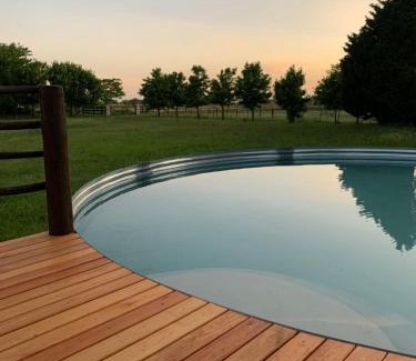 Gowland House | Oceanfront El Hornero: Guest Rated 9.9 with Pool & Breakfast