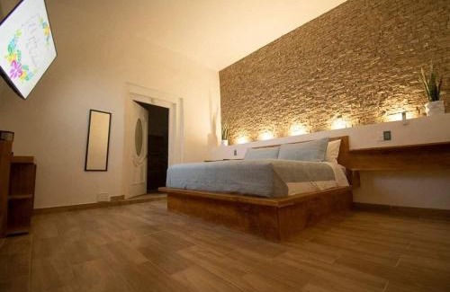 Downtown Queretaro House | Delightful El Jardín de la Abuela with Hot Tub & Breakfast