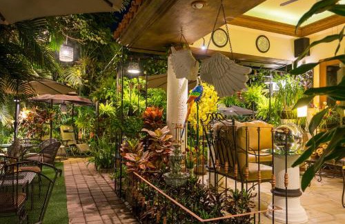 Cuernavaca House | Top-Rated El Jardín del Edén B&B Boutique with Pool & Breakfast