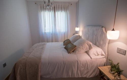 Santibanez del Val House | Discover El Jardin de Manuela: Pet-Friendly & Family Fun