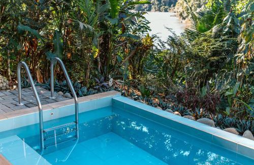 Misahualli Cabin | Escape to El Jardin Lodge & Spa: Top-Rated Oceanfront Retreat