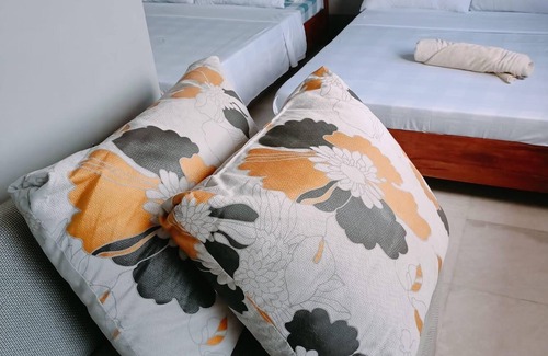 Romblon Island Hotel | Discover El Krimphoff Resort: Ocean Views & Family Fun