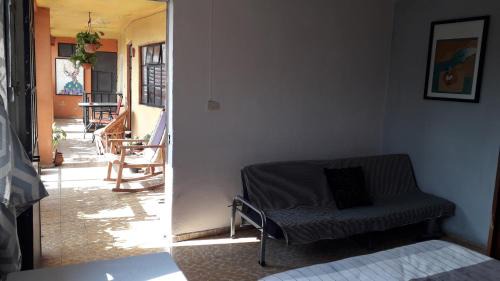 Morelia House | Cozy El Laberinto: Pet-Friendly Stay with Amazing Amenities