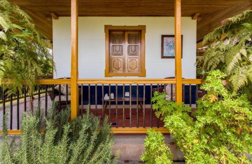Quimbaya House | Pet-Friendly El Laurel Finca Agroturistica with Spa & Hot Tub
