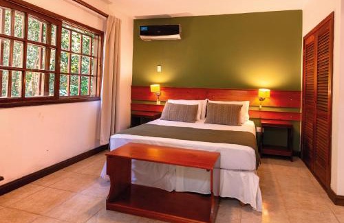 Zona Granja Hotel | Relax at Hotel Cabañas del Leñador with Oceanfront Views