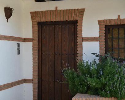 La Zubia Apartment | Discover El Librero de La Alhambra: Pet & Child Friendly Stay