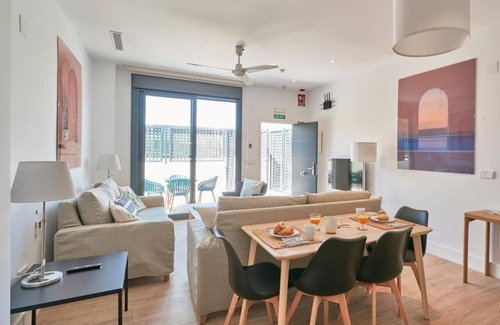 Palmones Apartment | El Limonar 4: Guest Rated Perfection with Terrace Retreat