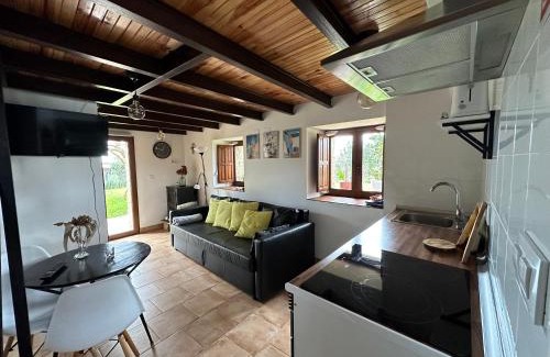 Granda (Siero) House | Discover El Llagar - Sagasta Rural Oviedo: Family-Friendly Stay