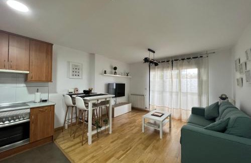 La Puebla de Alfinden Apartment | Family-Friendly Stay at El Llano 3 with 9.3 Guest Rating