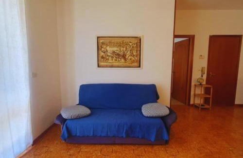 Colà Di Lazise Apartment | Oceanfront El Lugo Apartment with Pet-Friendly Amenities