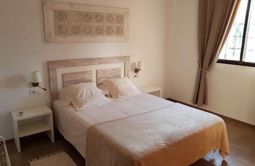 Cordoba Bed & Breakfast | Relax at El Manantial B&B with Oceanfront Views