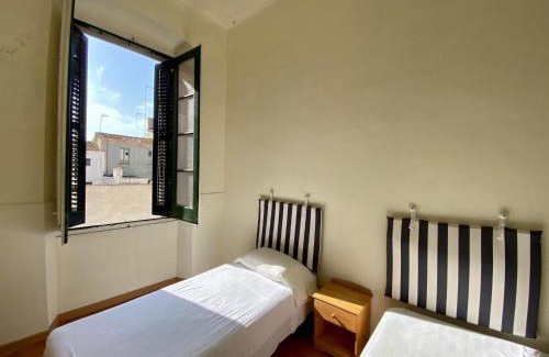 Masnou Villa | Pet-Friendly El Masnou: Perfect Getaway Awaits You