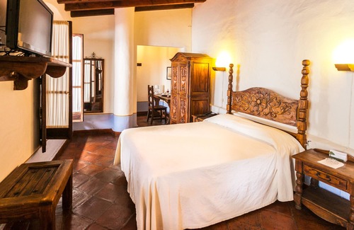 Xalapa Hotel | Inviting El Mesón del Alférez in Xalapa with Spa & Dining