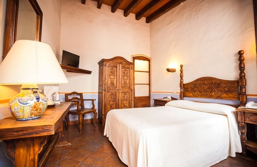 Xalapa Hotel | Inviting El Mesón del Alférez in Xalapa with Spa & Dining