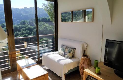 San Martin de Valdeiglesias Apartment | Comfortable Apartments in San Martín de Valdeiglesias with Ocean View