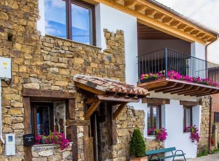 Armano House | Pet and Child Friendly Retreat at El Mirador de Armaño