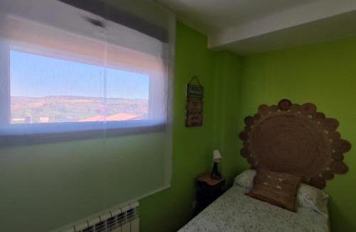 Murillo de Rio Leza Apartment | Pet-Friendly Escape at El Mirador de Murillo - Rated 9.8