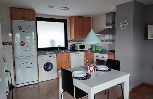 Murillo de Rio Leza Apartment | Pet-Friendly Escape at El Mirador de Murillo - Rated 9.8
