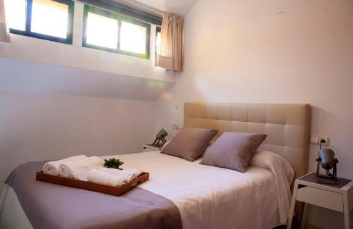 La Trinidad-San Juan y Todos los Santos Apartment | Discover El Mirador de la Judería: Family-Friendly Retreat