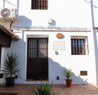 Constantina House | Exceptional EL MIRADOR DE LA TORRE: Pet-Friendly Oceanfront Retreat