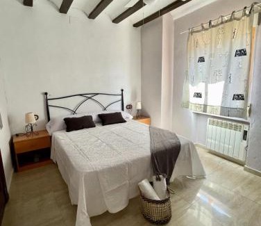 Alcala del Jucar Apartment | Discover El Mirador de María: Pet-Friendly Retreat, 9.2/10