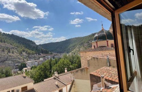 Alcala del Jucar Apartment | Discover El Mirador de María: Pet-Friendly Retreat, 9.2/10