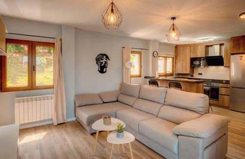 Mogro Apartment | Discover El Mirador de Mogro: Oceanfront Bliss Awaits