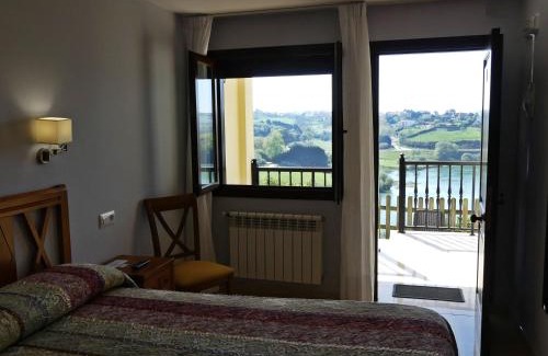 Trasvia House | Oceanfront El Mirador de Trasvia in Comillas - Rated 9.1