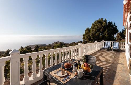 Puntagorda House | Discover El Mirador: Highly Rated Stay Awaits You!